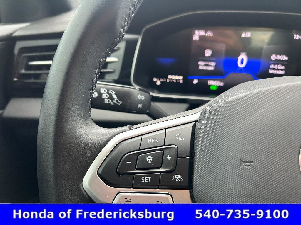 Used 2025 Volkswagen Jetta Sport FWD image 16