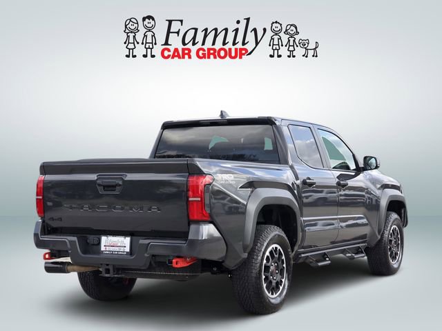 Used 2025 Toyota Tacoma TRD Off-Road image 4