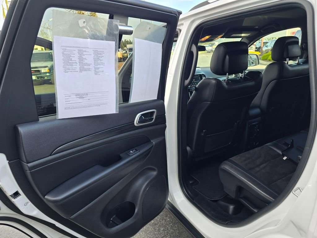 Used 2021 Jeep Grand Cherokee Laredo X AWD/4WD image 9