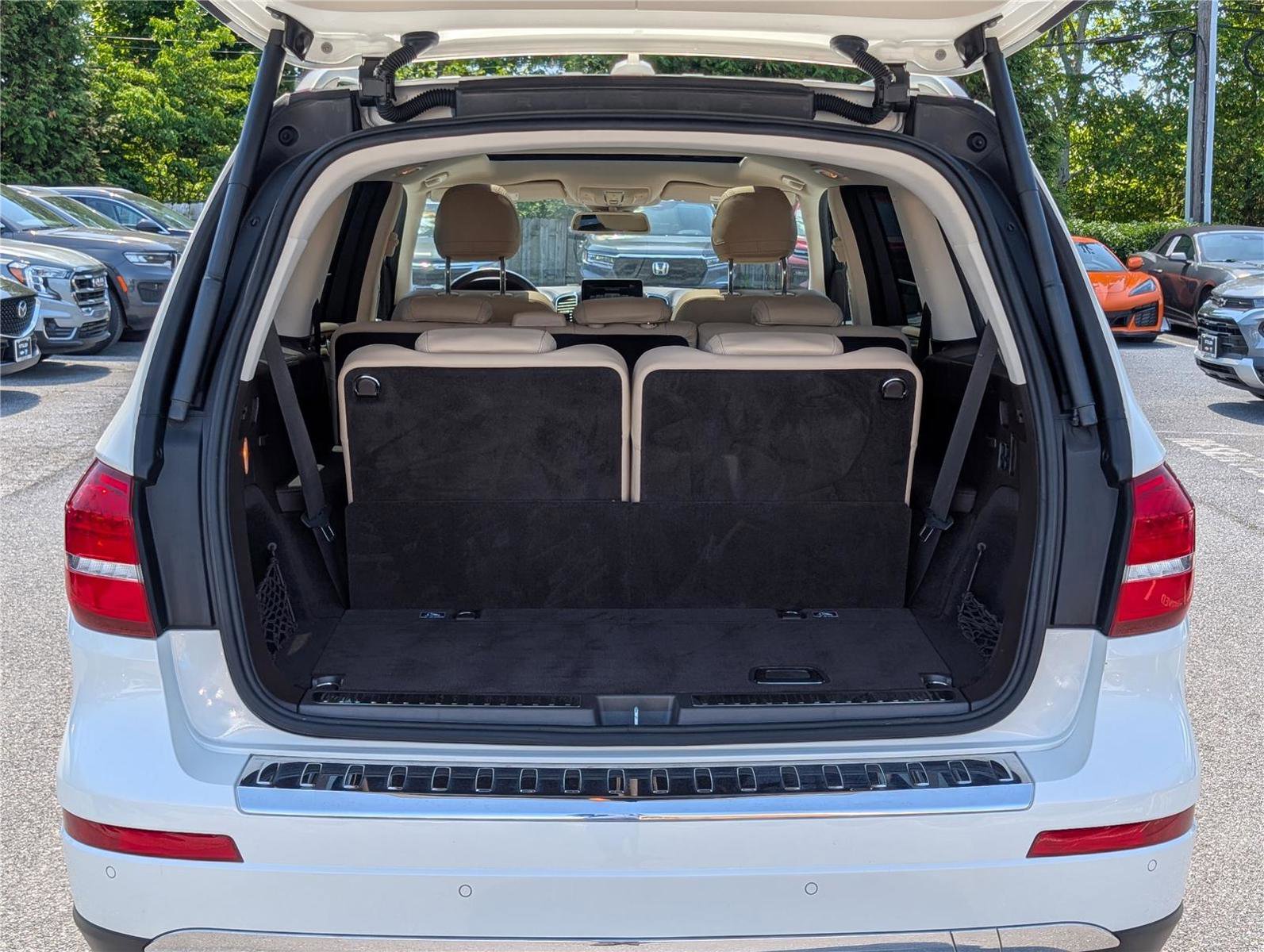 Used 2017 Mercedes-Benz GLS 450 4MATIC image 14