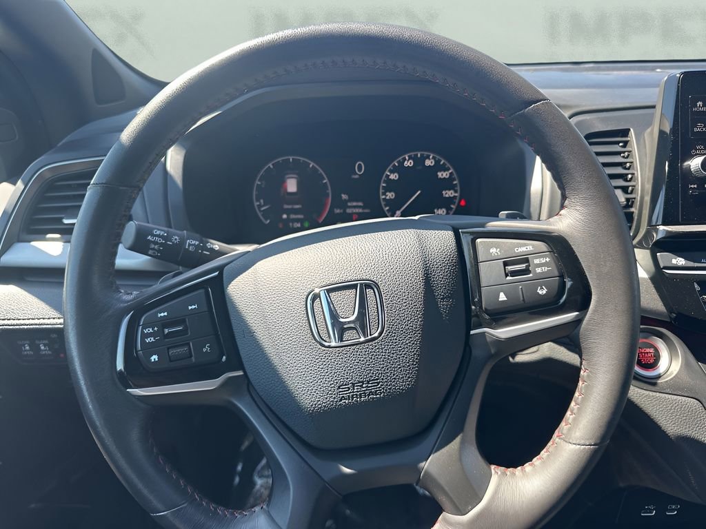 Used 2025 Honda Odyssey Sport-L image 16