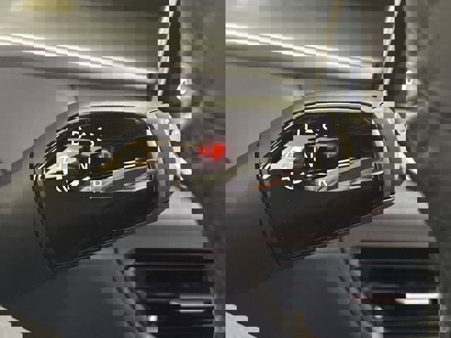 New 2025 Volkswagen Tiguan SE R-Line image 18