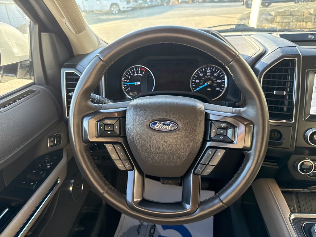 Used 2021 Ford Expedition Limited image 14