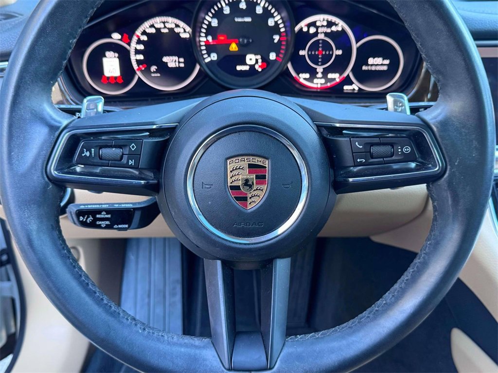 Used 2021 Porsche Panamera image 18