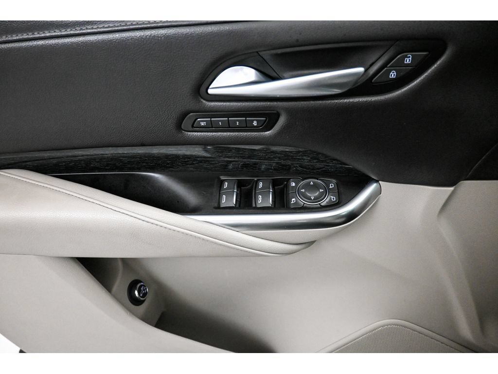 Certified 2023 Cadillac XT4 Premium Luxury AWD/4WD image 8