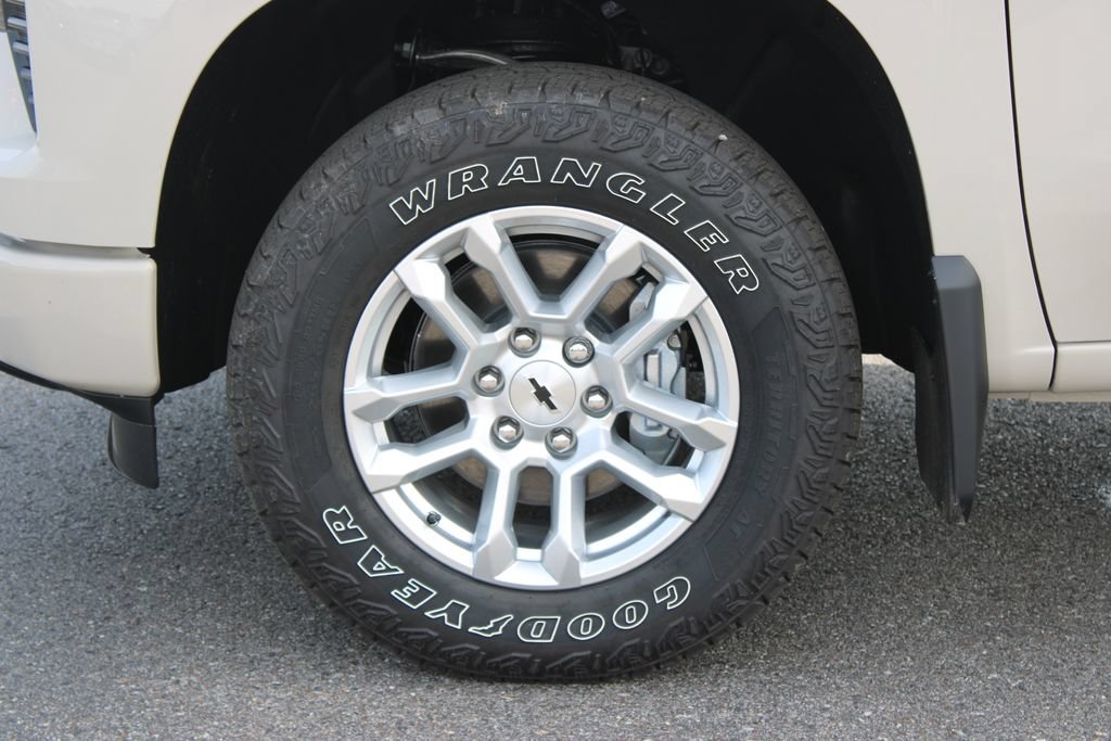 New 2026 Chevrolet Silverado 1500 RST AWD/4WD image 19