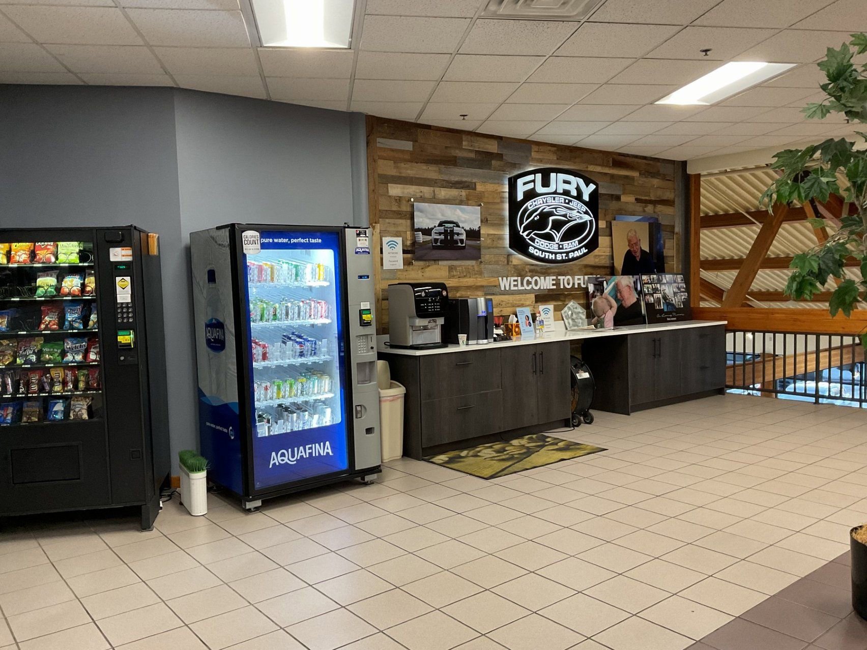 Used 2022 Jeep Gladiator Sport image 36