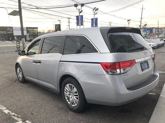 Used 2014 Honda Odyssey LX image 3