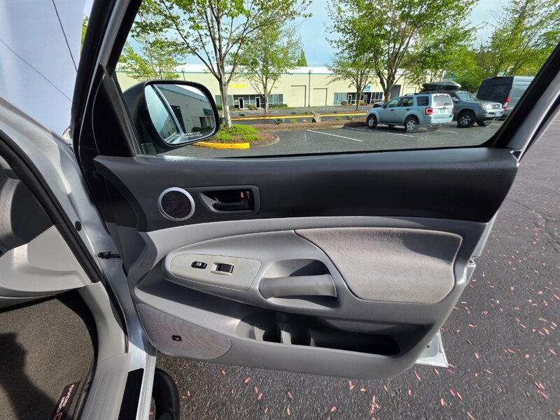 Used 2006 Toyota Tacoma 4x4 Double Cab image 34
