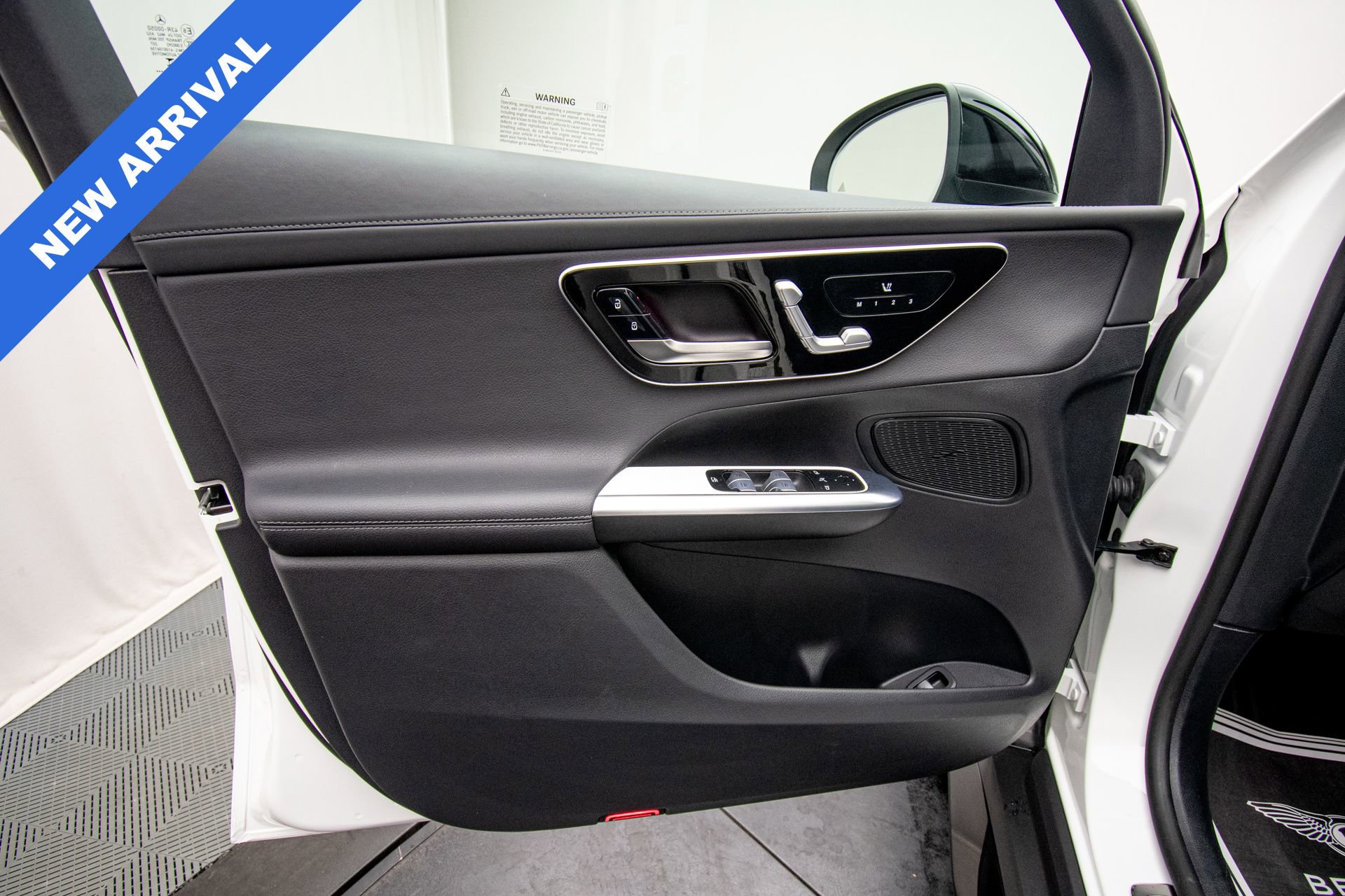 Used 2025 Mercedes-Benz GLC 43 AMG 4MATIC image 31