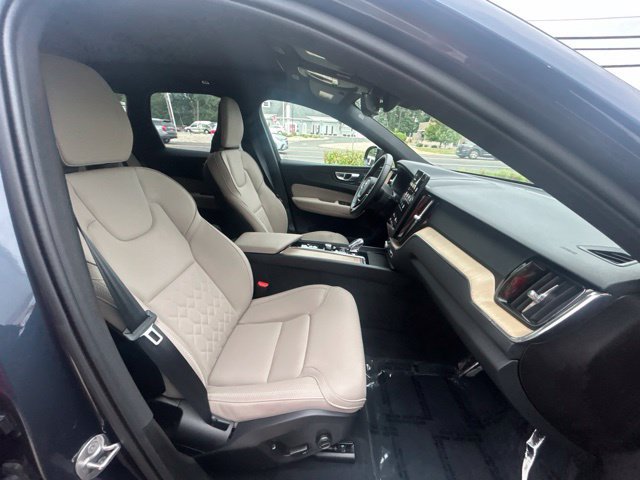 Used 2026 Volvo XC60 B5 Plus AWD/4WD image 15