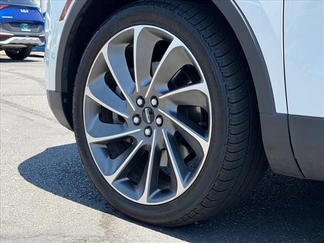 Used 2022 Lincoln Nautilus Reserve w/ Equipment Group 201A AWD/4WD image 25