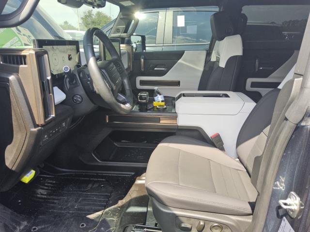 Used 2025 GMC Hummer EV 2X AWD/4WD image 14