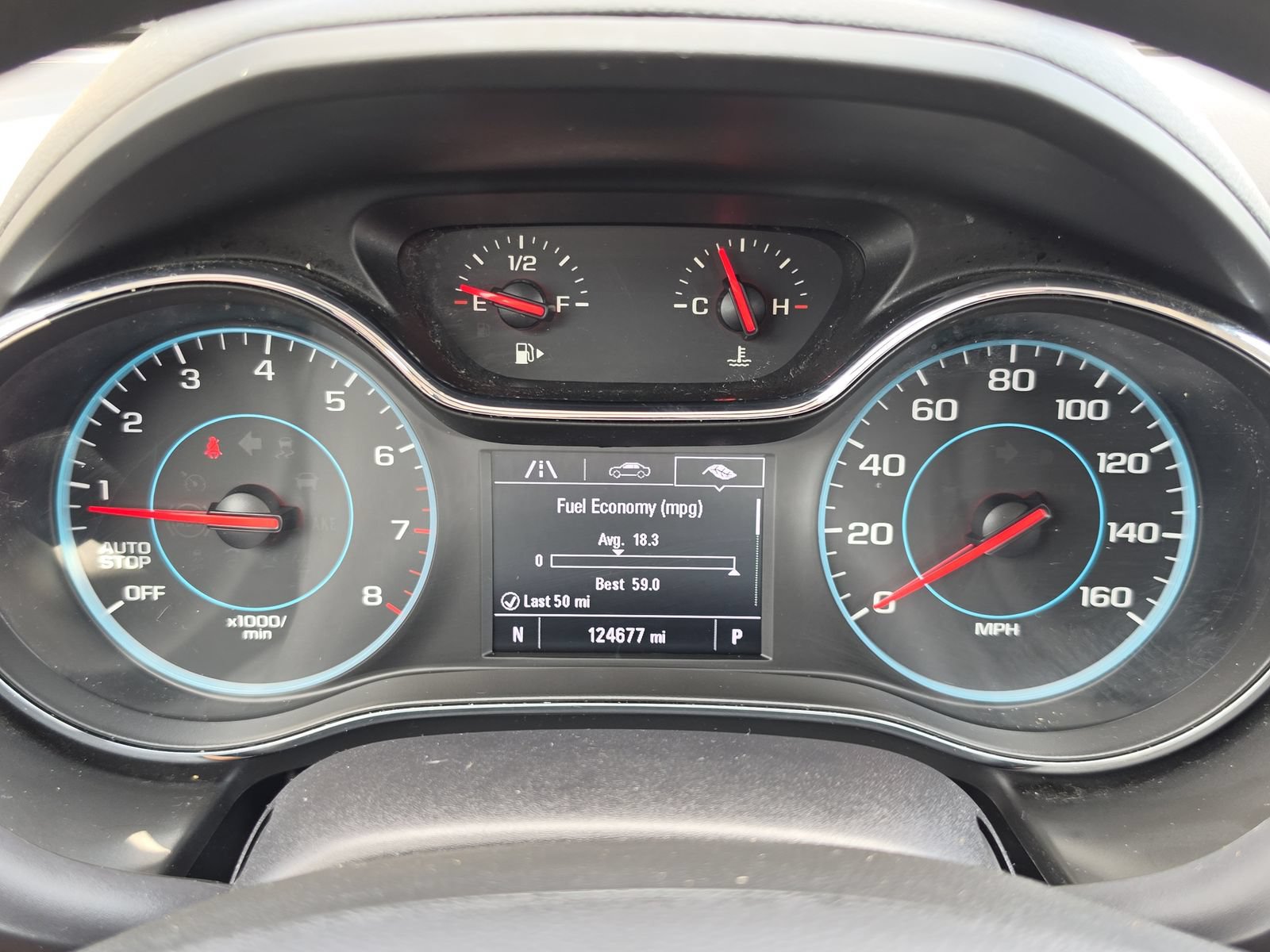 Used 2018 Chevrolet Cruze LT w/ Convenience Package FWD image 20
