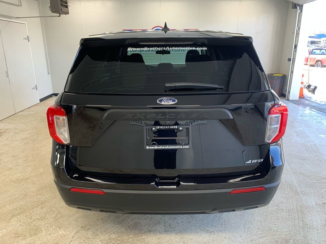 Used 2023 Ford Explorer 4WD image 5