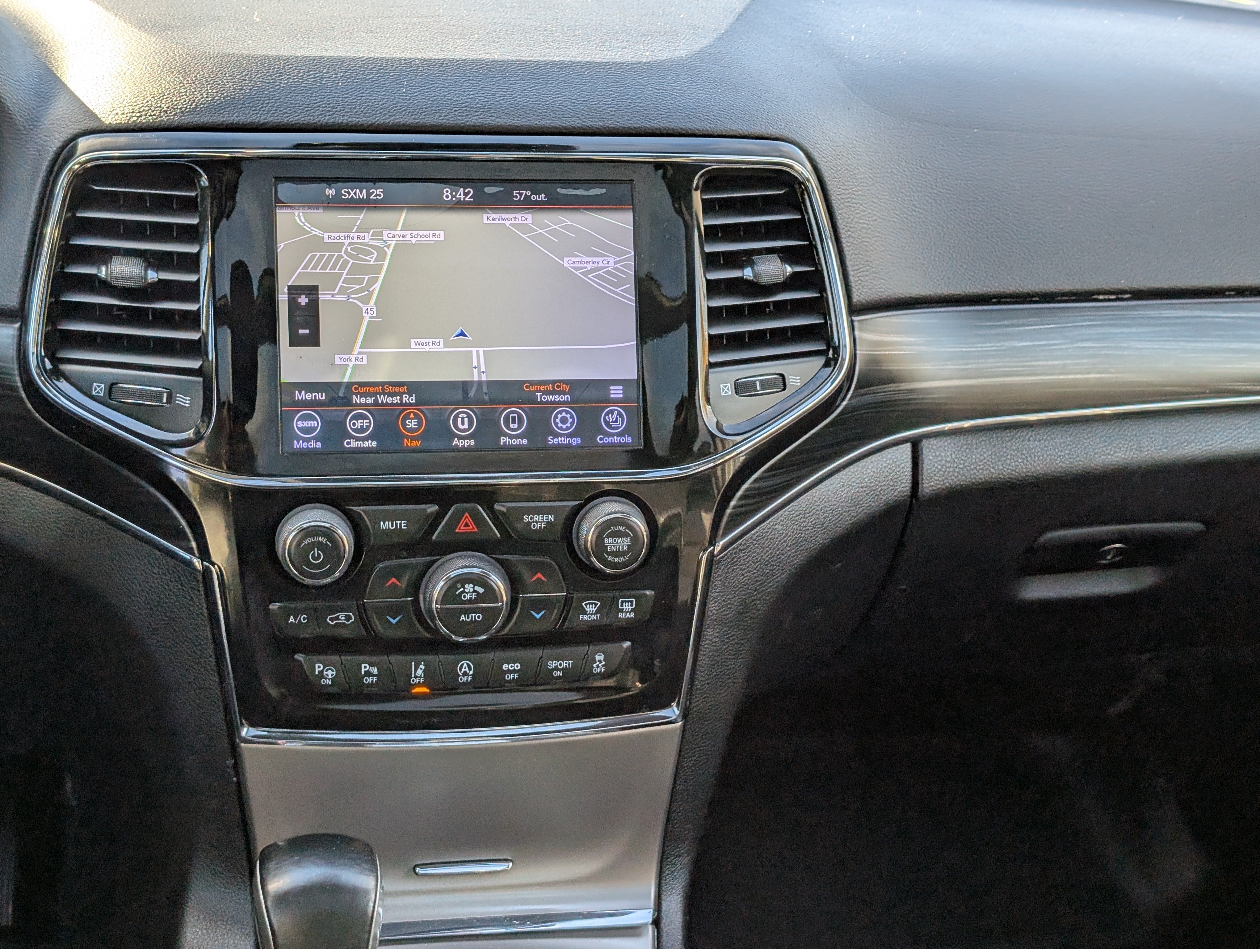 Used 2021 Jeep Grand Cherokee Limited w/ Quick Order Package 28K 80th AWD/4WD image 18