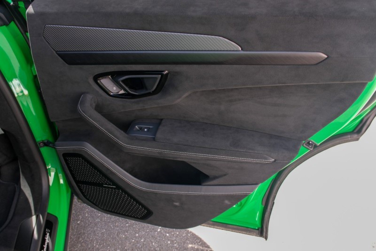 Used 2023 Lamborghini Urus Performante image 11