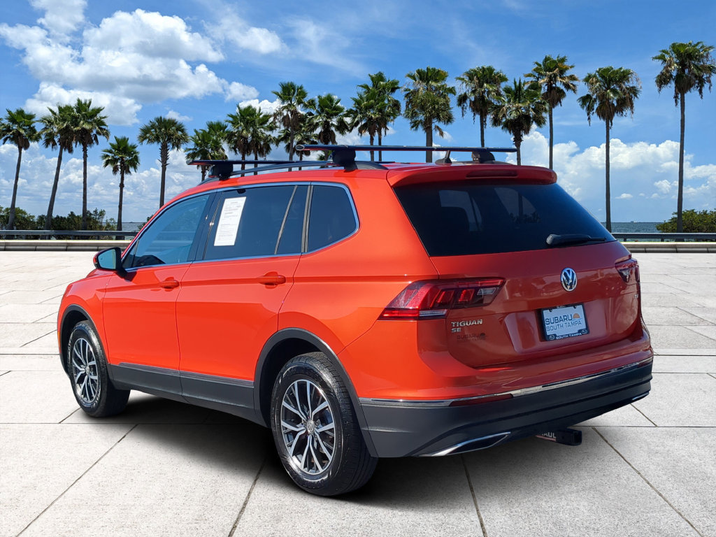 Used 2018 Volkswagen Tiguan SE w/ Panoramic Sunroof Package FWD image 6