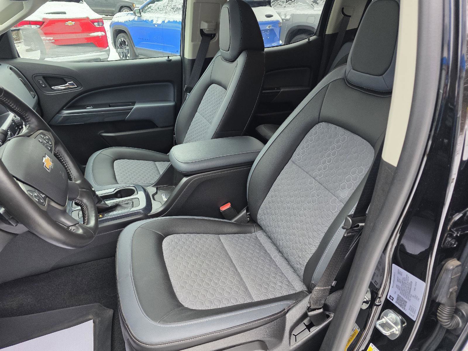 Used 2021 Chevrolet Colorado Z71 image 12