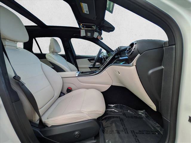 Used 2026 Mercedes-Benz GLC 300 4MATIC image 21