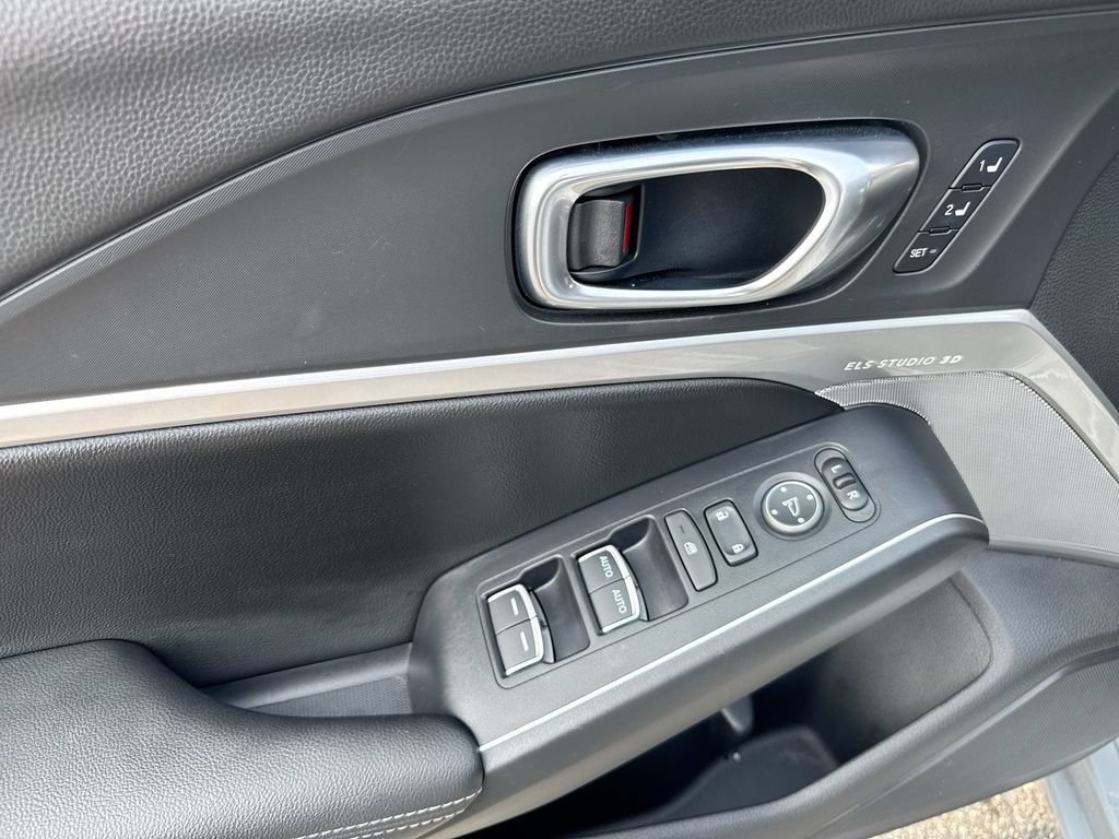 Used 2025 Acura Integra A-Spec w/ Technology Package FWD image 21