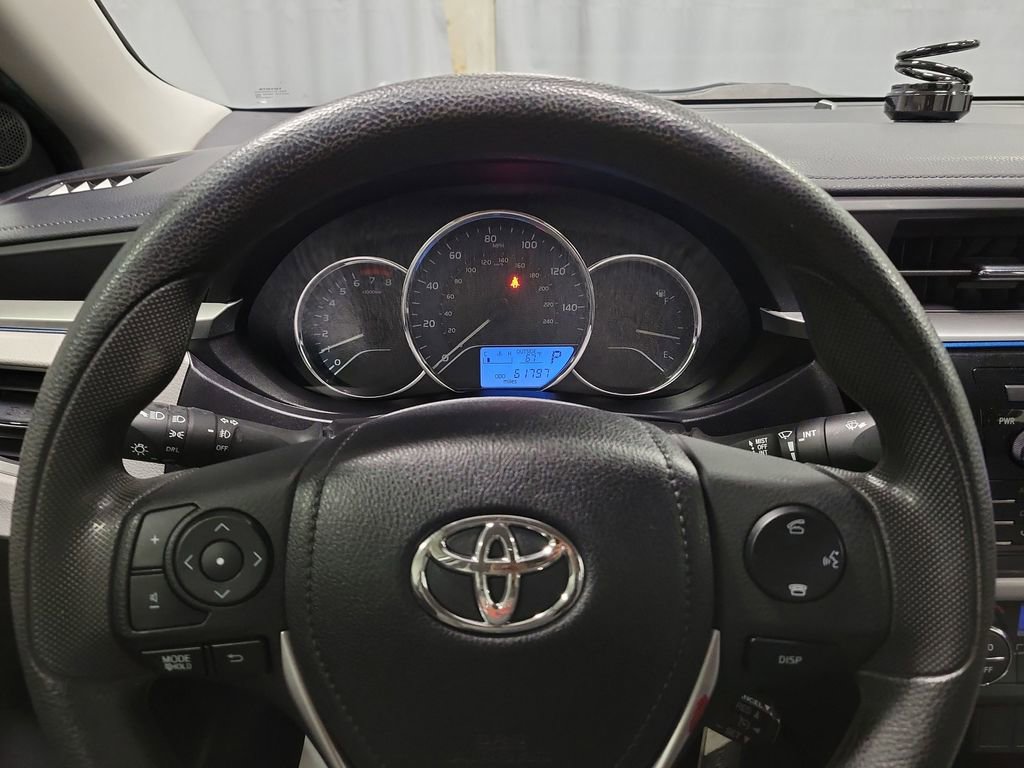 Used 2014 Toyota Corolla LE image 14