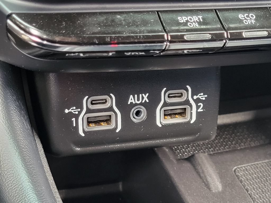 Used 2023 Dodge Durango R/T AWD/4WD image 14