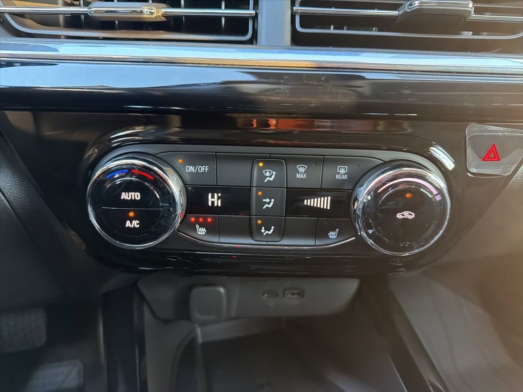 New 2026 Chevrolet Trax ACTIV w/ Sunroof Package image 19