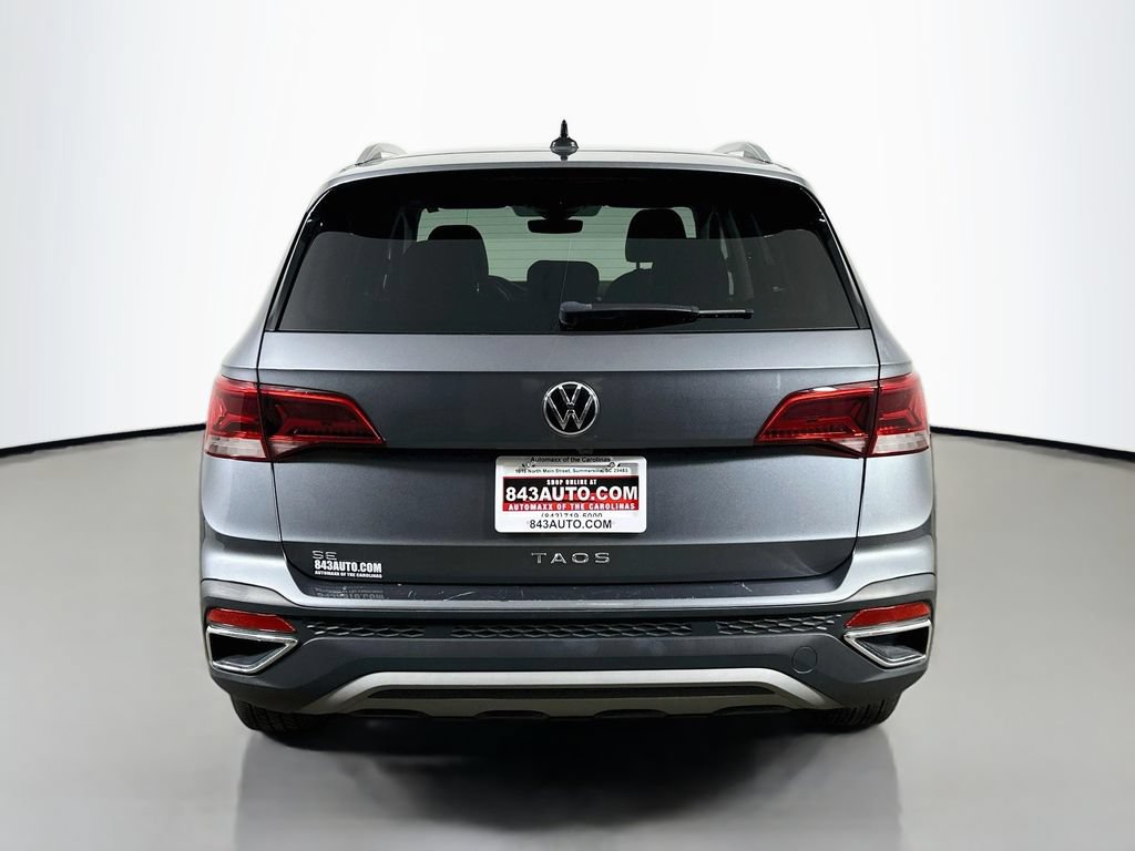 Used 2024 Volkswagen Taos SE FWD image 6