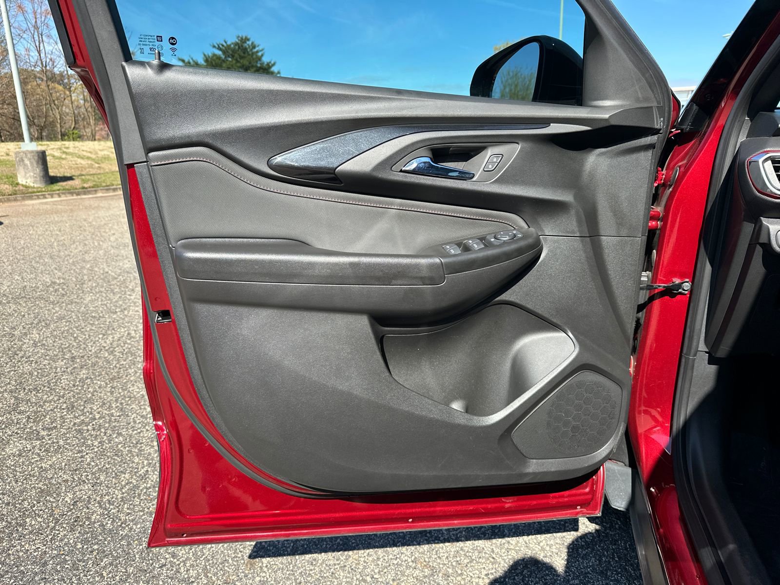 Used 2023 Chevrolet TrailBlazer RS w/ Convenience Package image 8