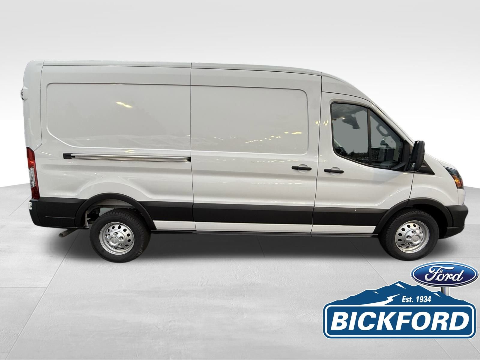 New 2026 Ford Transit 150 148 Medium Roof AWD w/ Load Area Protection Package image 5