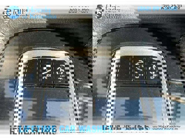 Used 2022 Toyota Corolla Cross XLE w/ Convenience Package AWD/4WD image 26