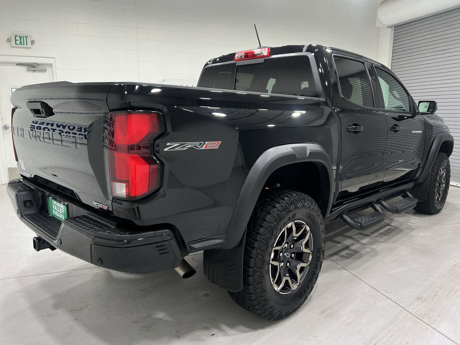 Used 2024 Chevrolet Colorado ZR2 w/ ZR2 Convenience Package III image 8