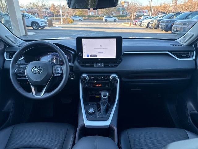 Used 2023 Toyota RAV4 Limited image 12