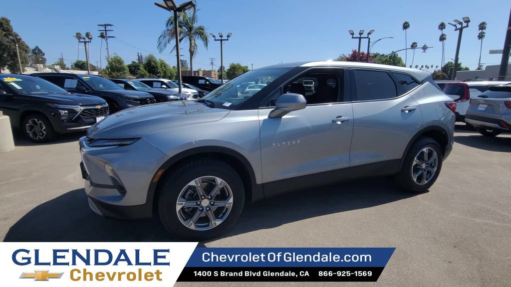 Used 2024 Chevrolet Blazer LT w/ LPO, Cargo Package AWD/4WD image 5