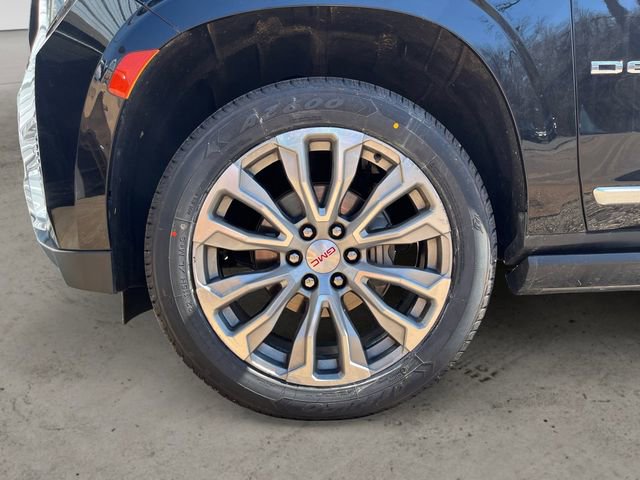 Used 2021 GMC Yukon Denali w/ Denali Ultimate Package image 15