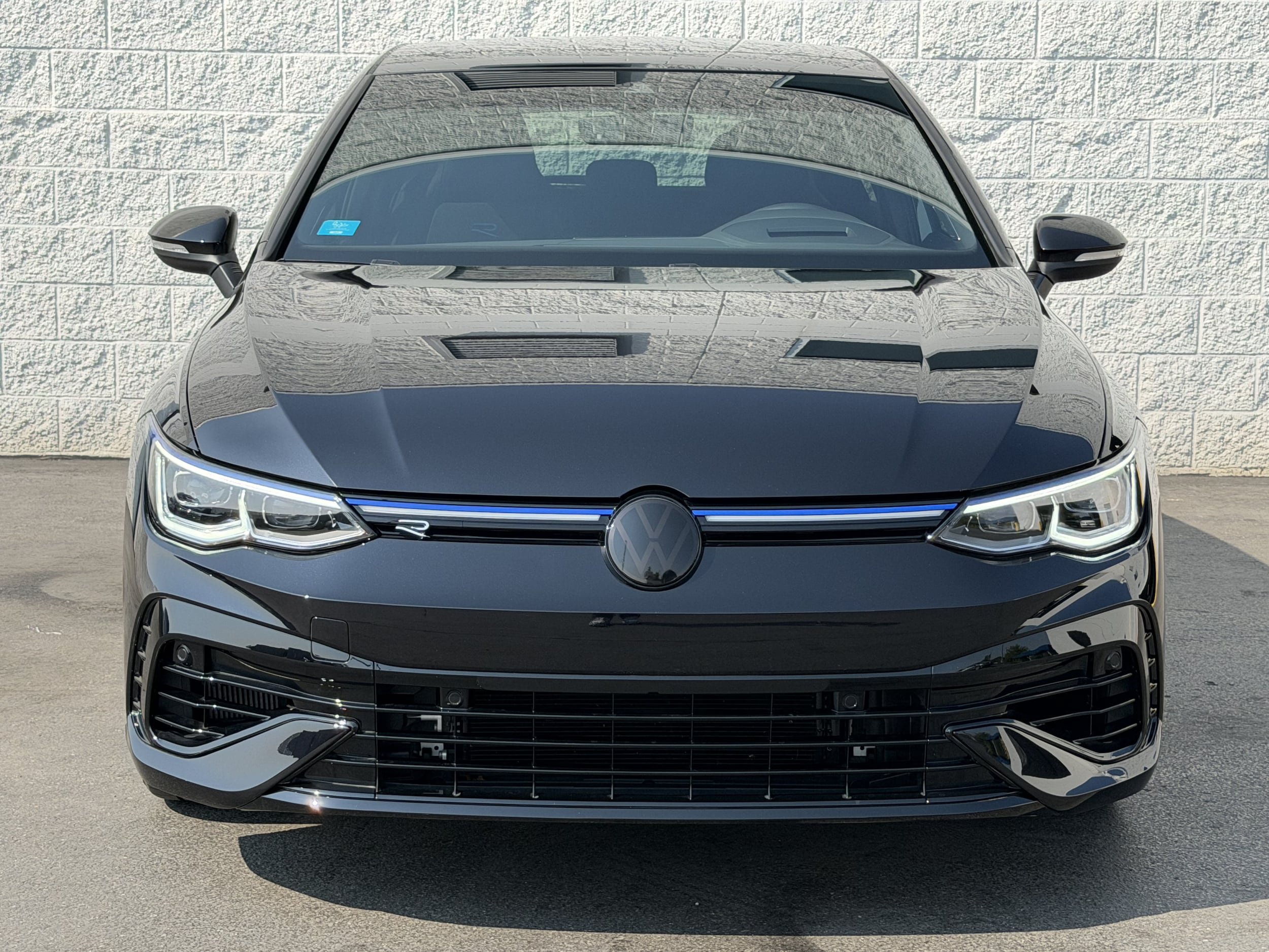 Used 2024 Volkswagen Golf R AWD/4WD image 2