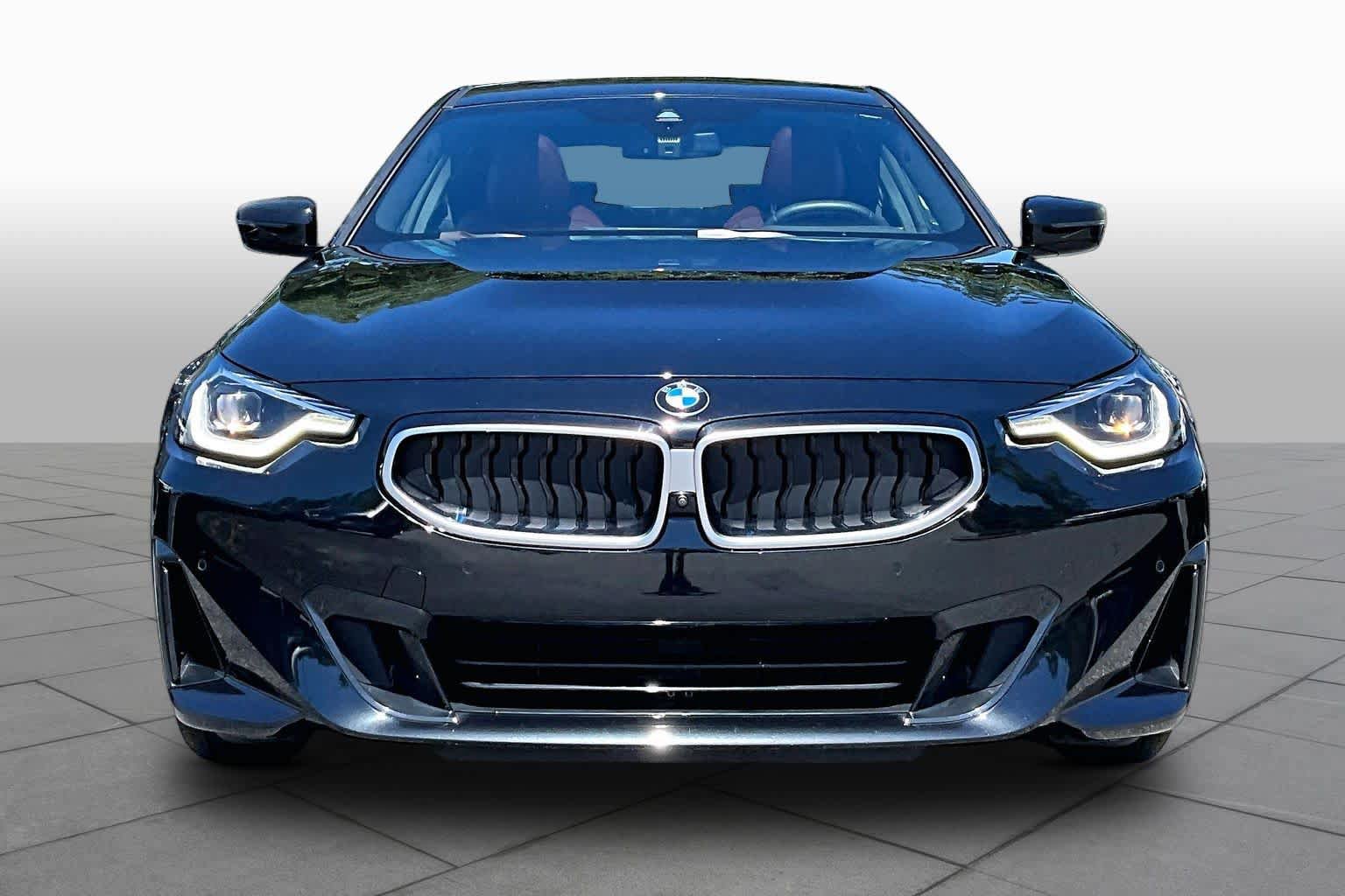 Certified 2025 BMW 230i Coupe w/ Premium Package RWD image 4