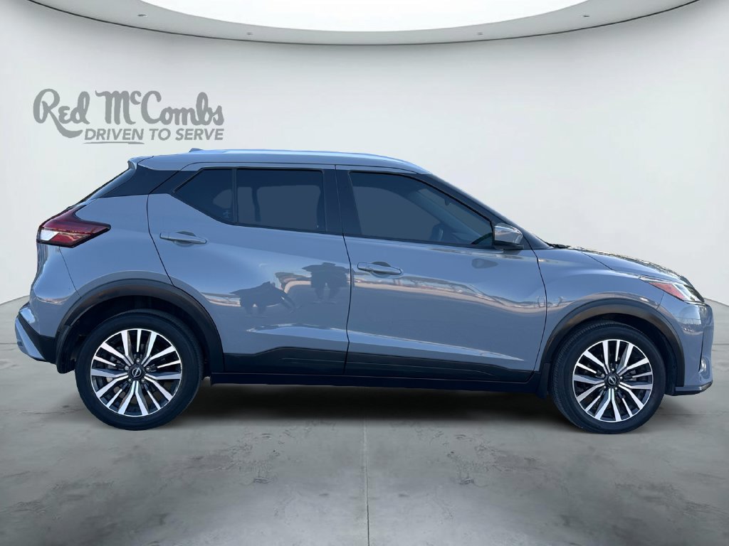 Used 2022 Nissan Kicks SV FWD image 4