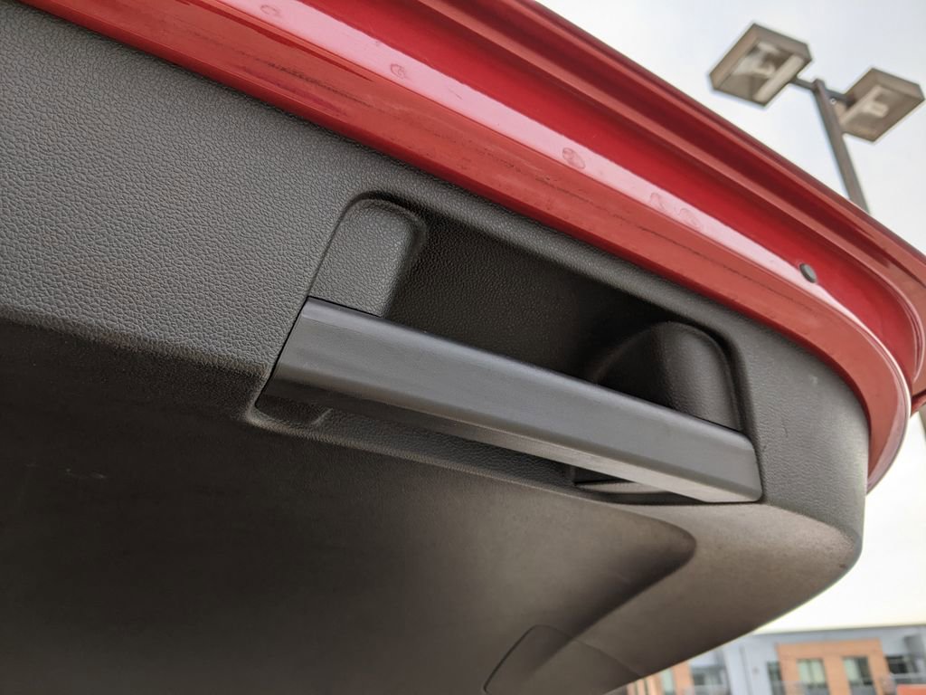 Certified 2023 Volkswagen Taos SEL image 28