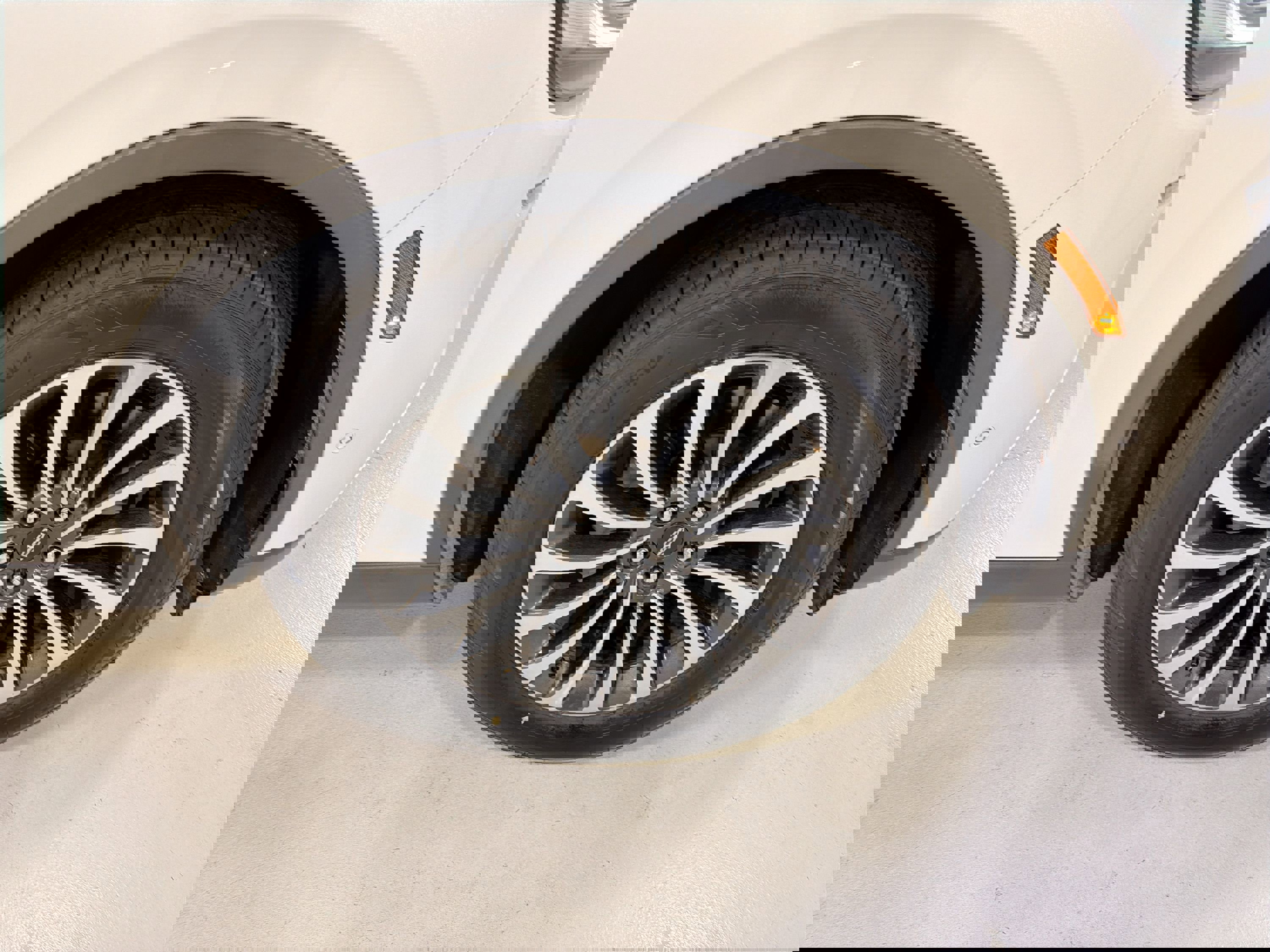 Used 2022 Lincoln Aviator Reserve w/ Equipment Group 201A image 31