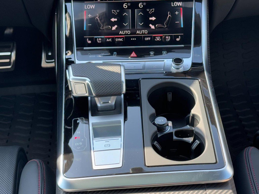 New 2026 Audi SQ8 Prestige image 11