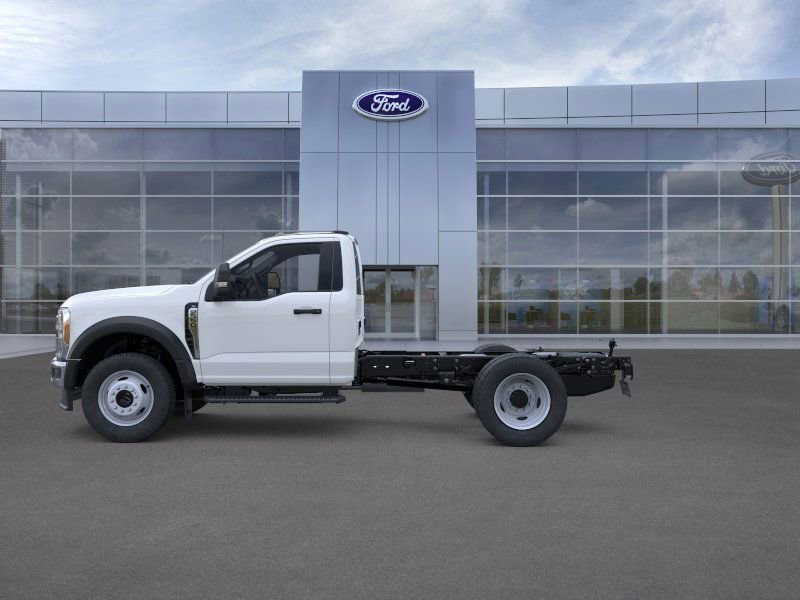 New 2025 Ford F550 4x4 Regular Cab Super Duty image 3