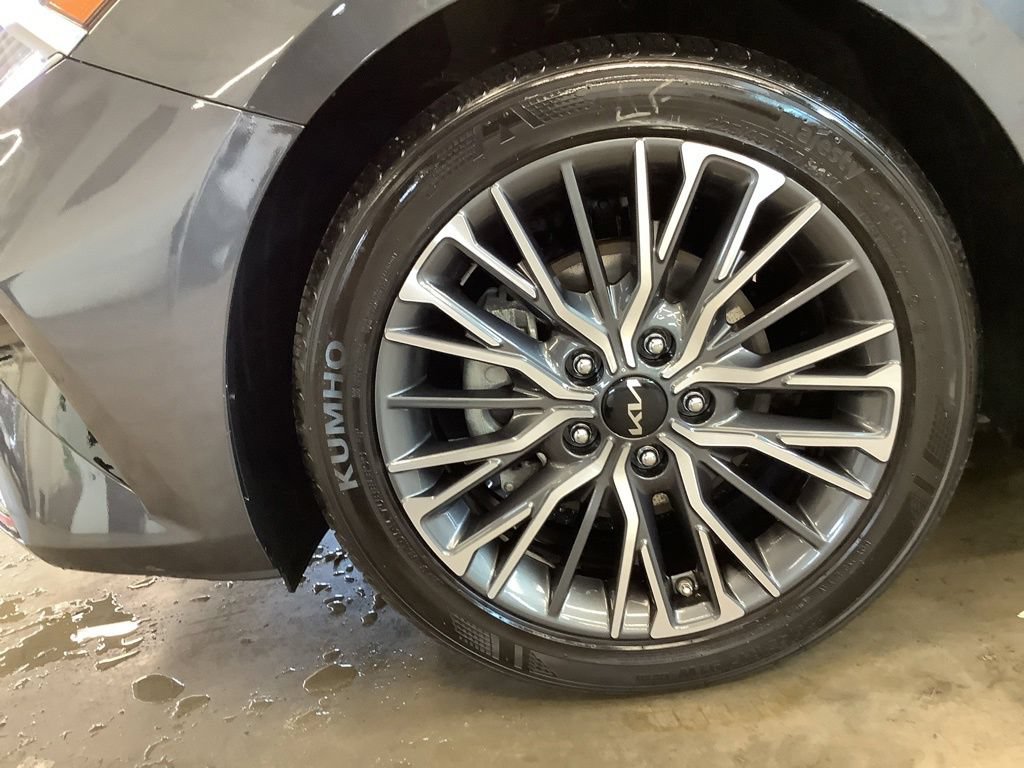 Certified 2024 Kia Forte GT-Line w/ GT-Line Premium Package FWD image 24