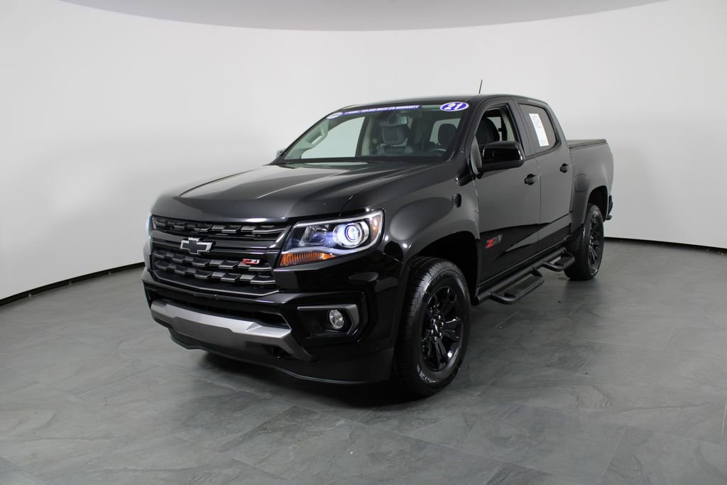 Used 2021 Chevrolet Colorado Z71 w/ Z71 Midnight Edition image 2