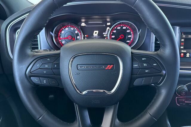 Used 2018 Dodge Charger SXT RWD image 22