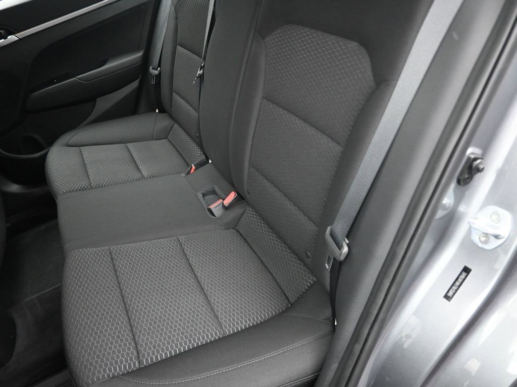 Used 2019 Hyundai Elantra SE w/ Cargo Package image 21