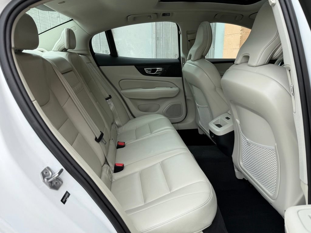Used 2020 Volvo S60 T6 Momentum AWD/4WD image 19