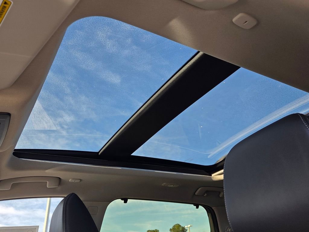 New 2026 Nissan Rogue Platinum image 19