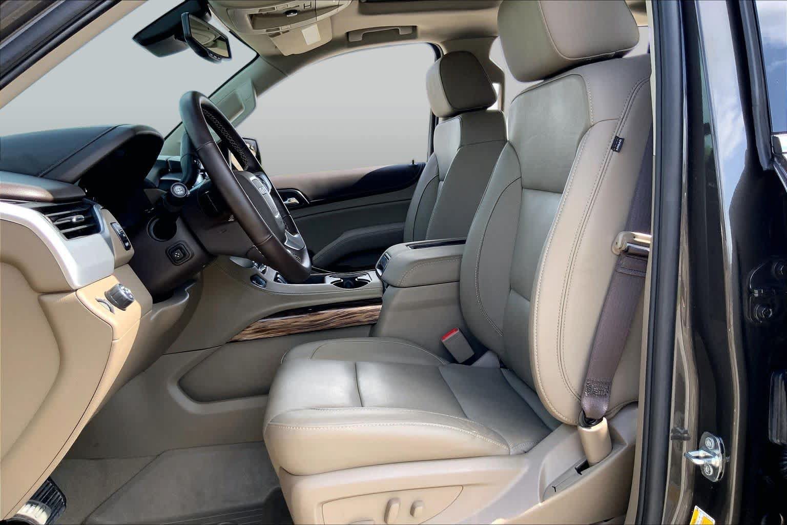 Used 2020 GMC Yukon XL SLT w/ Premium Edition RWD image 8